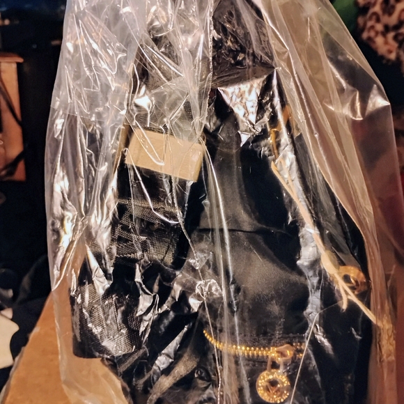 Valentino Orlandi Vegan Leather Tag - Picture 10 of 16